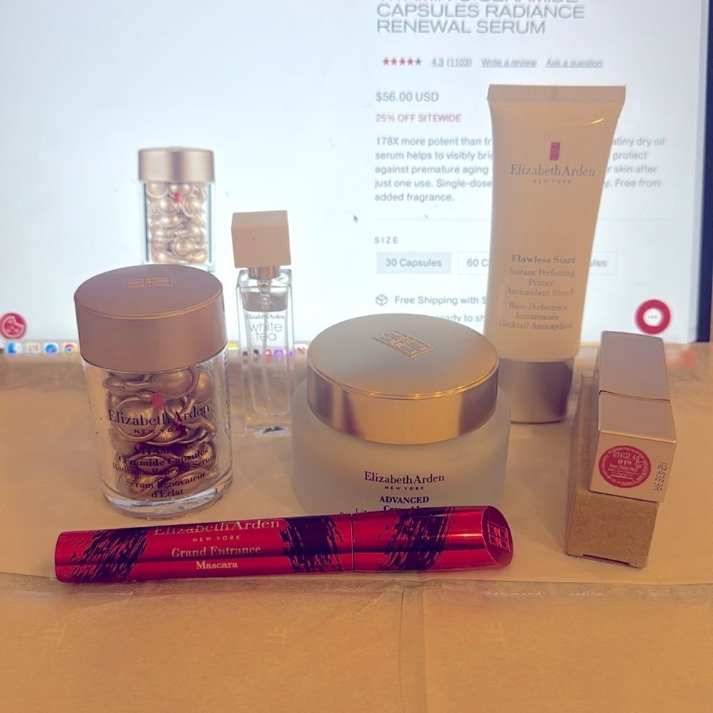 Elizabeth  Arden - 5 full size + white tea mini and bag
